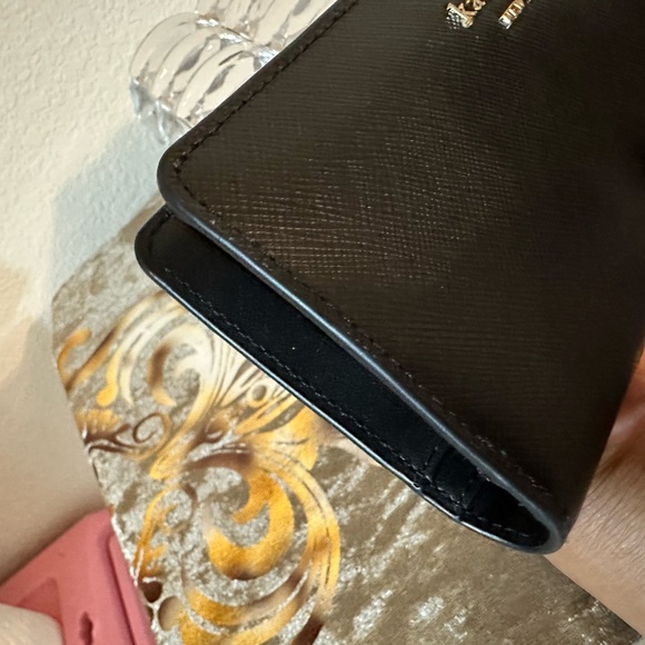 Kate Spade Wallet - Picture 2 of 10